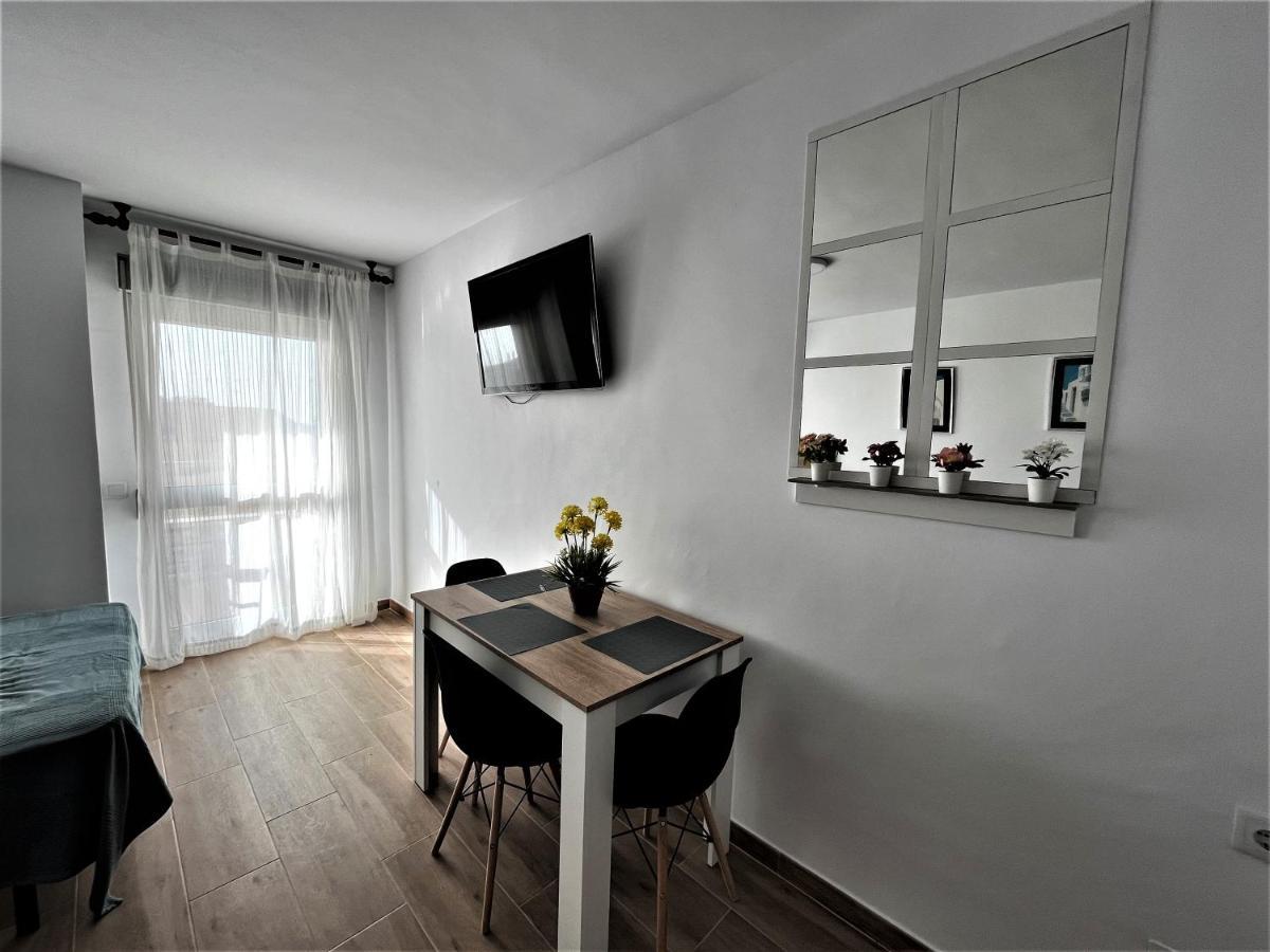 Ver7 - Estudio, Wifi, Fire Stick Amazon, Terraza, Vistas Al Mar, Piscina Torremolinos Eksteriør billede