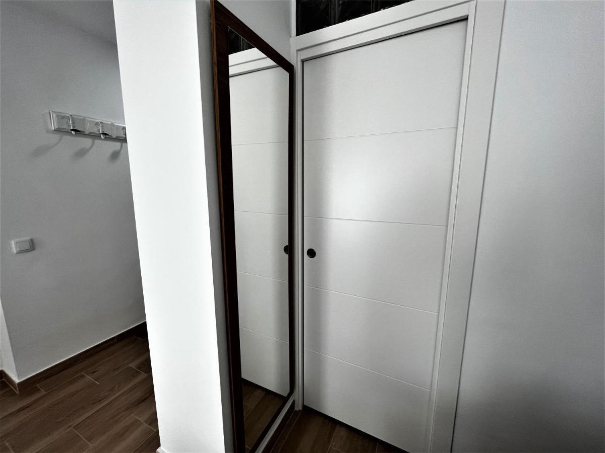 Ver7 - Estudio, Wifi, Fire Stick Amazon, Terraza, Vistas Al Mar, Piscina Torremolinos Eksteriør billede